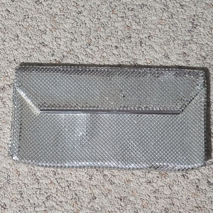 Vintage Whiting & Davis Silver Mesh Envelope Snap Closure Clutch Handbag